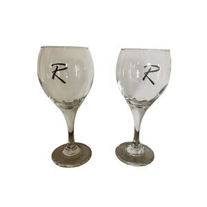 Lot of 2 R Initial Etched Wine Glasses Clear Glass Kitchenware Kitchen Dining We